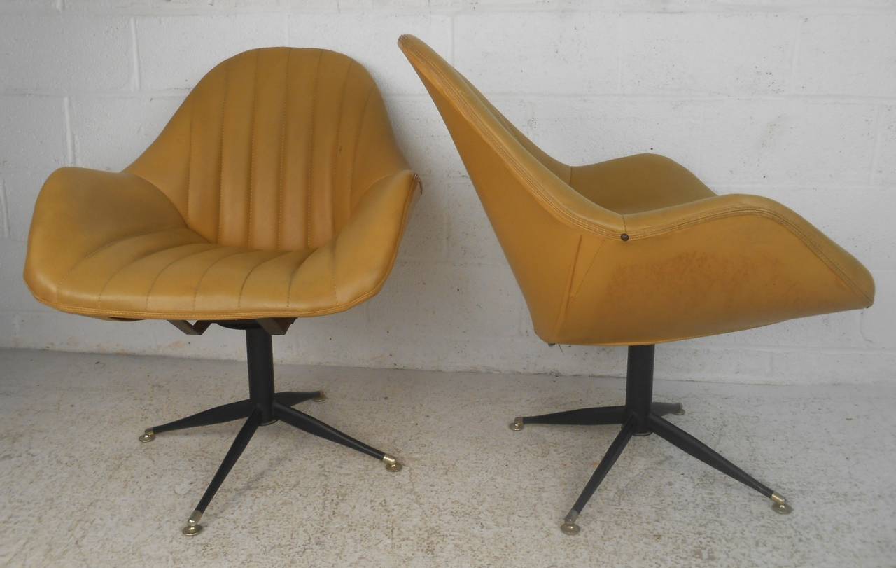 Américain Fauteuils de salon pivotants modernes vintage par France & Sons en vente