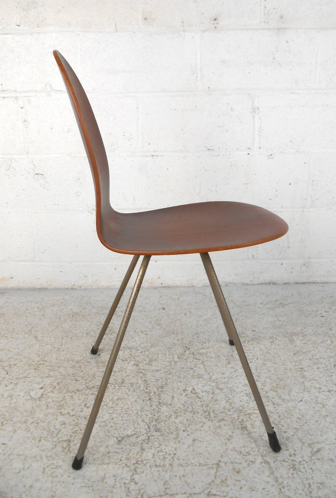 Mid-Century Modern Illums Bolighus Bentwood Chair For Sale