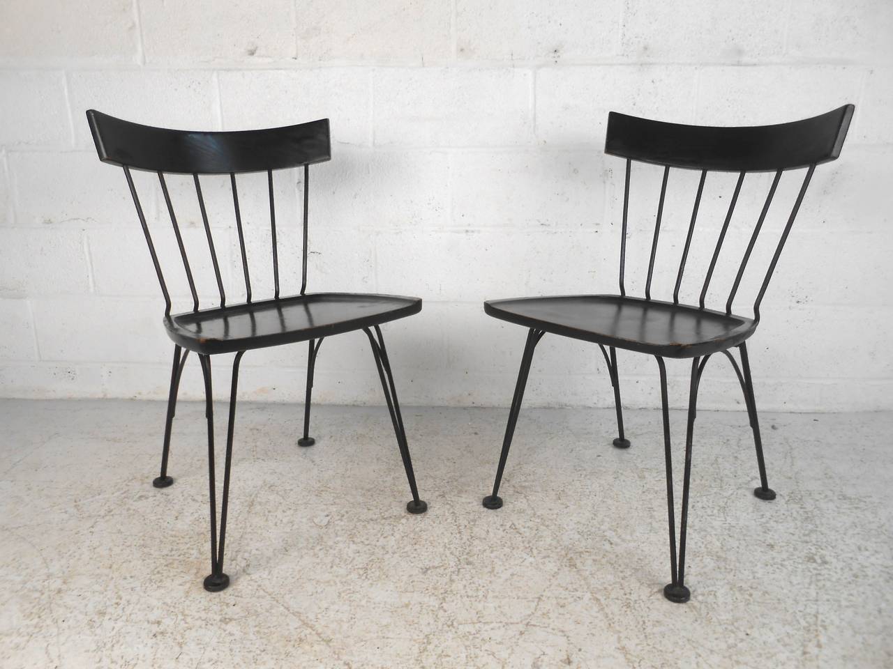 Chaises pivotantes modernes du milieu du siècle dernier de Lee Woodard en vente 3