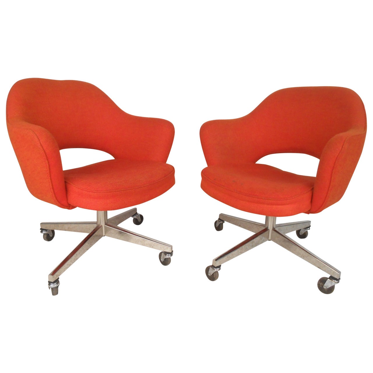 Eero Saarinen Designed Rolling Chairs for Knoll