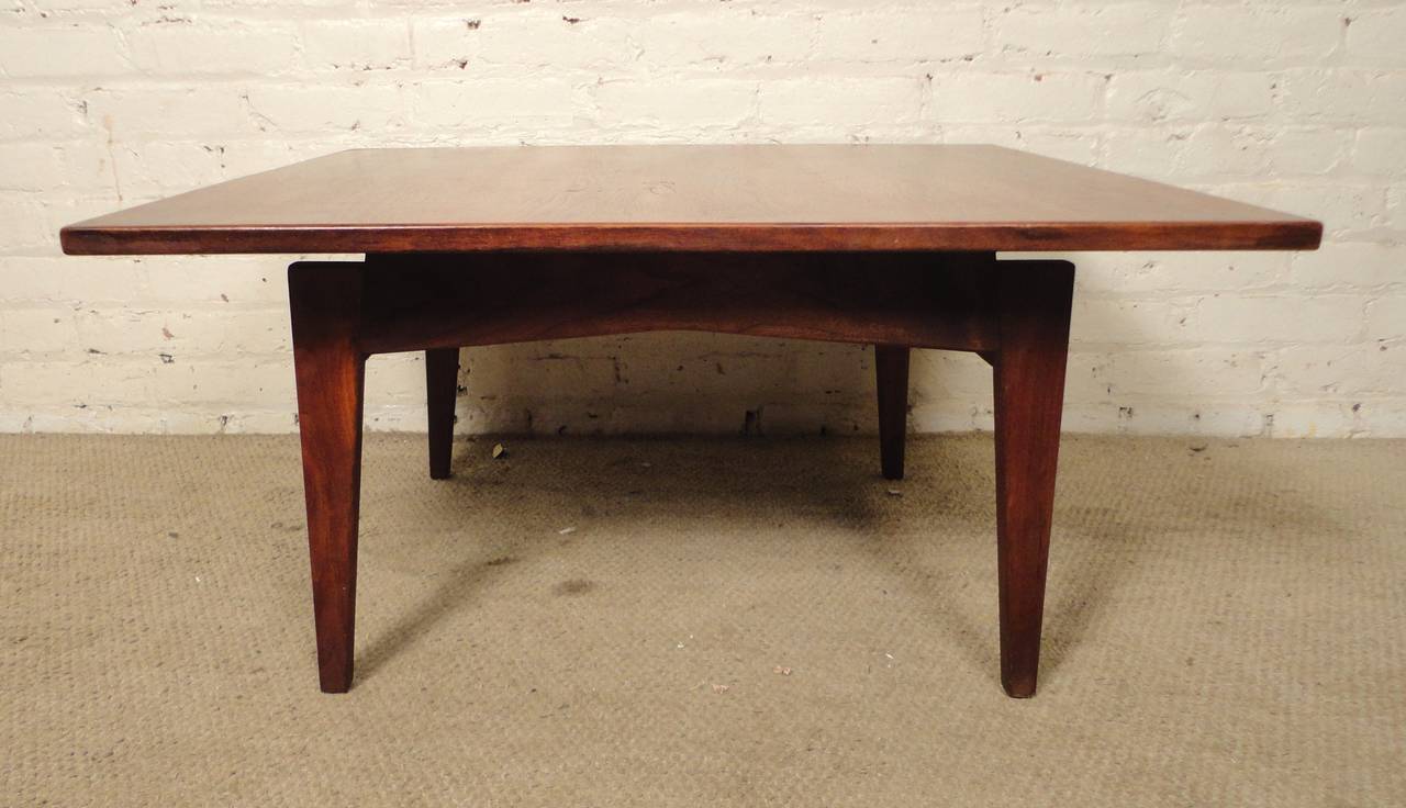 Vintage modern square table with floating top. Simple, handsome design by Jens Risom, featuring a detached looking top. 

(Please confirm item location - NY or NJ - with dealer).