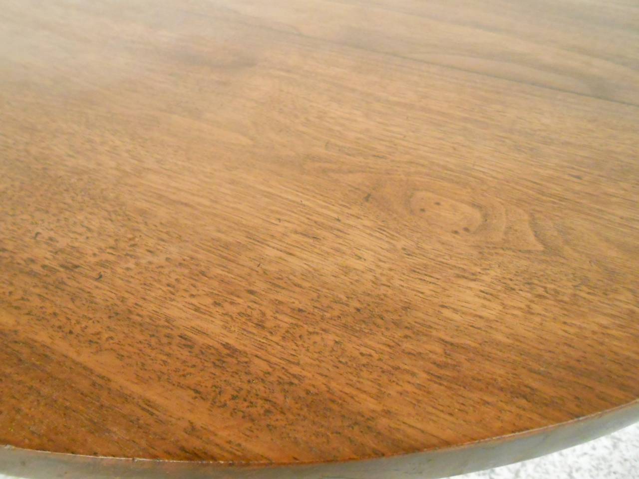 Mid-Century Modern Small Round Coffee Table 1