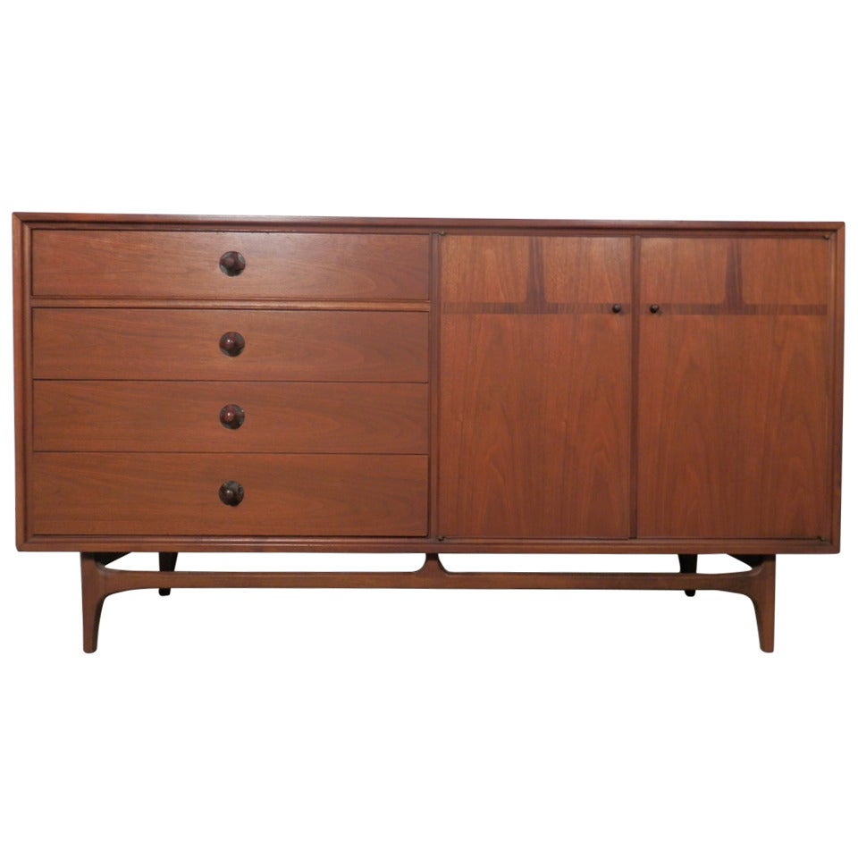 Wonderful Motif Series Mid-Century Credenza By Thomasville