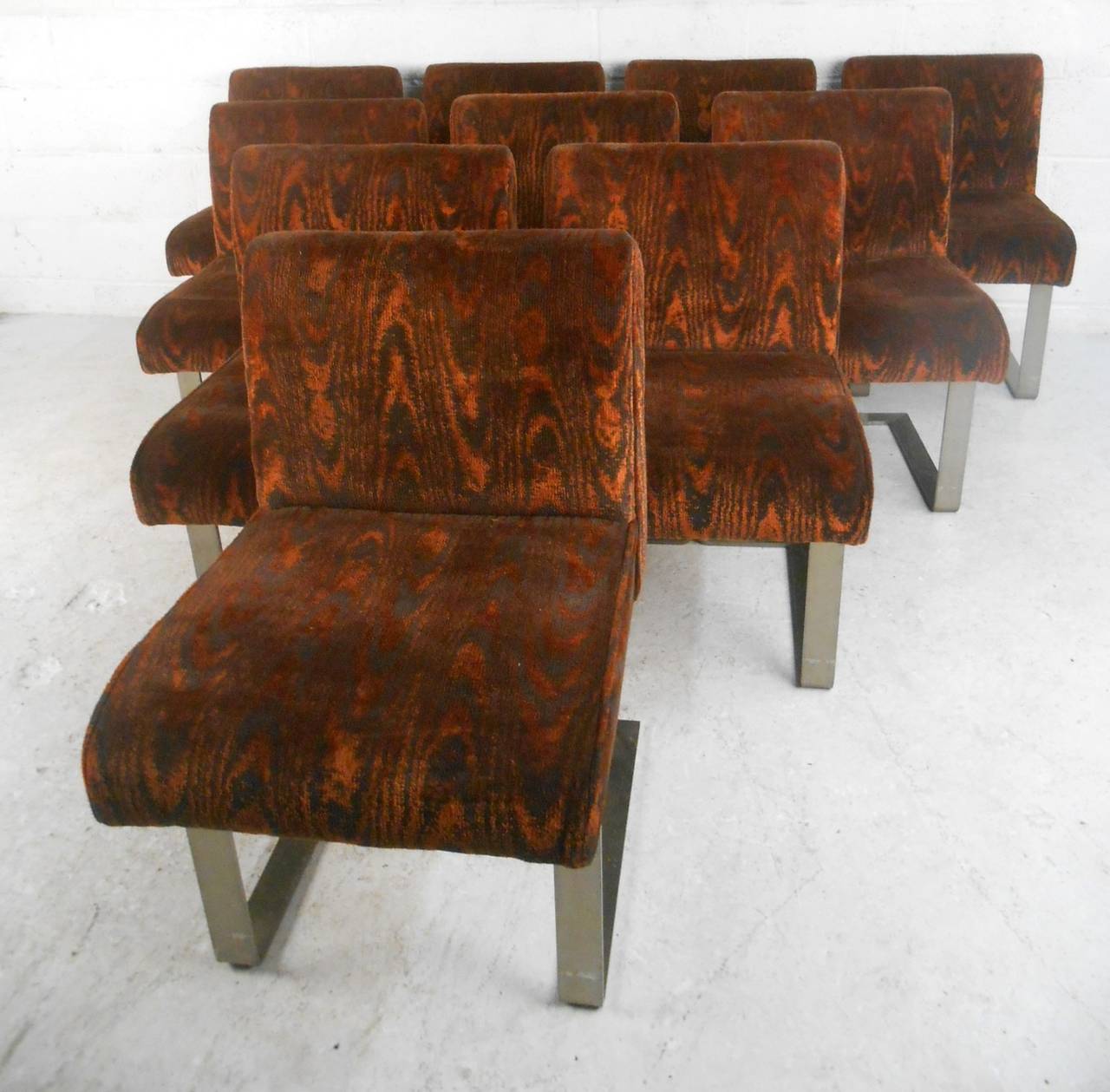 Mid-Century Modern Ten Vintage Modern Dining Chairs