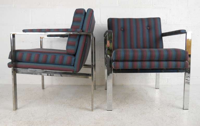 Pair of Mid-Century Modern Armchairs in the Style of Milo Baughman In Good Condition In Brooklyn, NY
