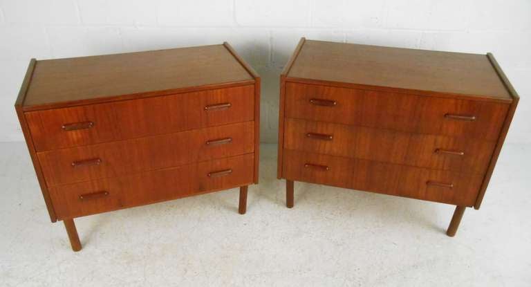 Pair of Scandinavian Modern Teak Dressers In Good Condition In Brooklyn, NY