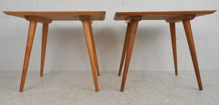 Mid-Century Modern Pair of Paul McCobb End Tables for Planner Group