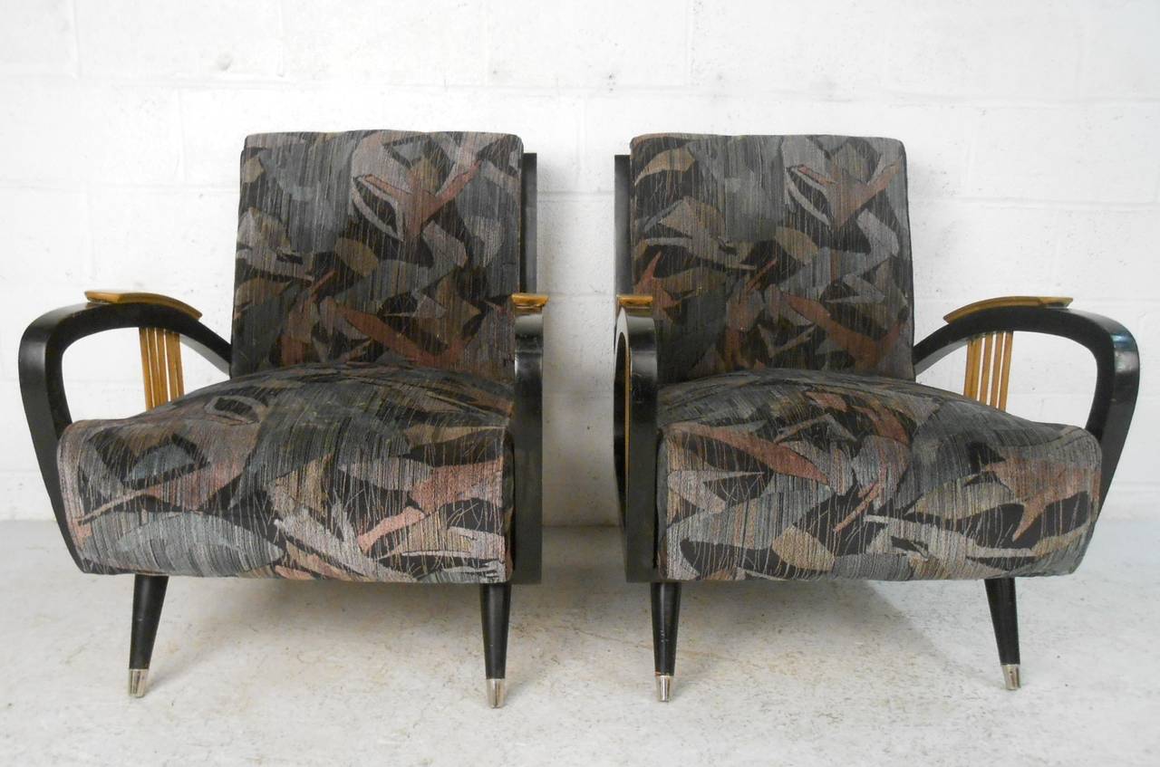 Mid-20th Century Pair of Mid-Century Modern Paolo Buffa Style Armchairs