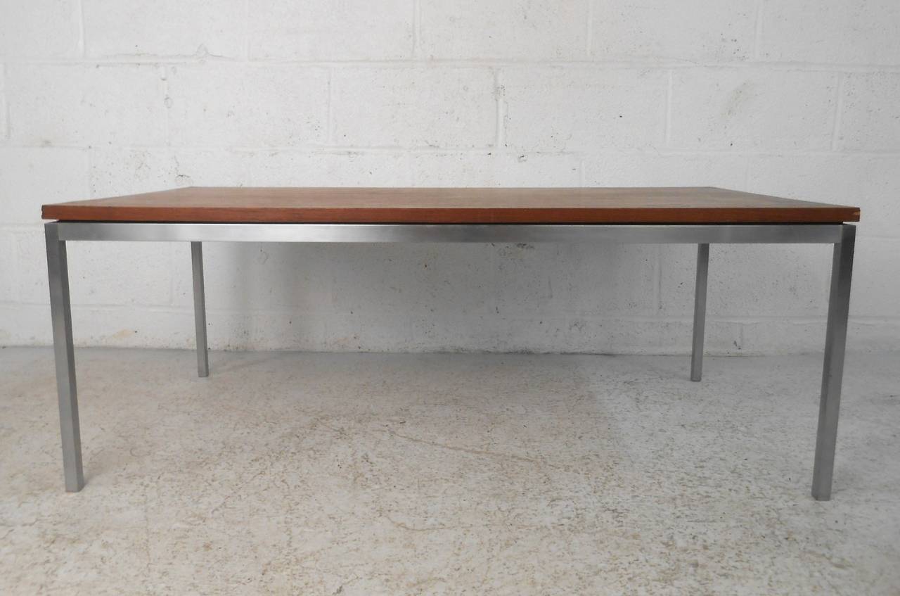 American Mid-Century Modern Coffee Table by Knoll Associates For Sale