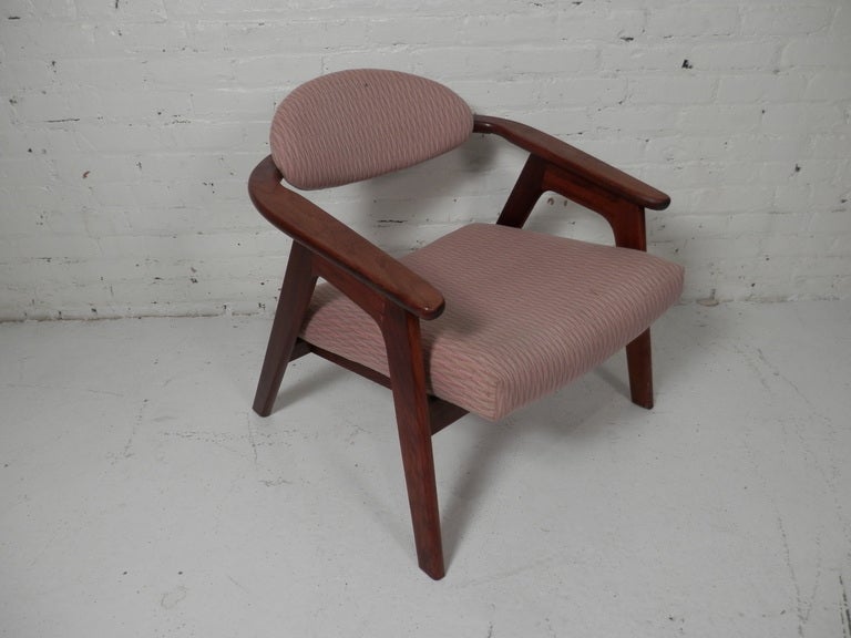Mid-Century Modern Mid Century Modern Arm Chair By Adrian Pearsall