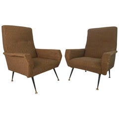 Pair of Mid-Century Modern Gio Ponti Style Armchairs 2