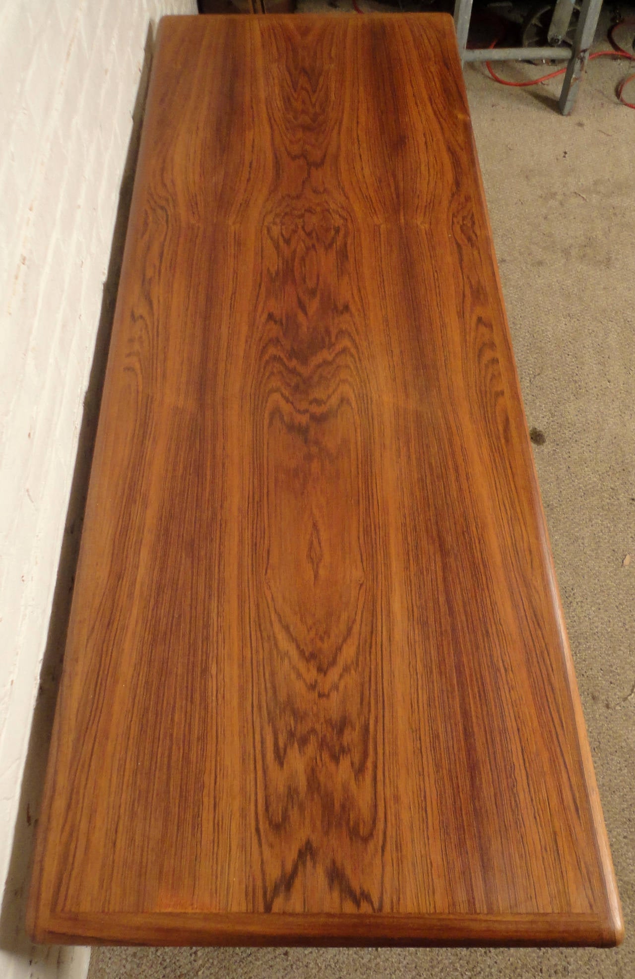 Rare Mid-Century Extending Rosewood Coffee Table 2
