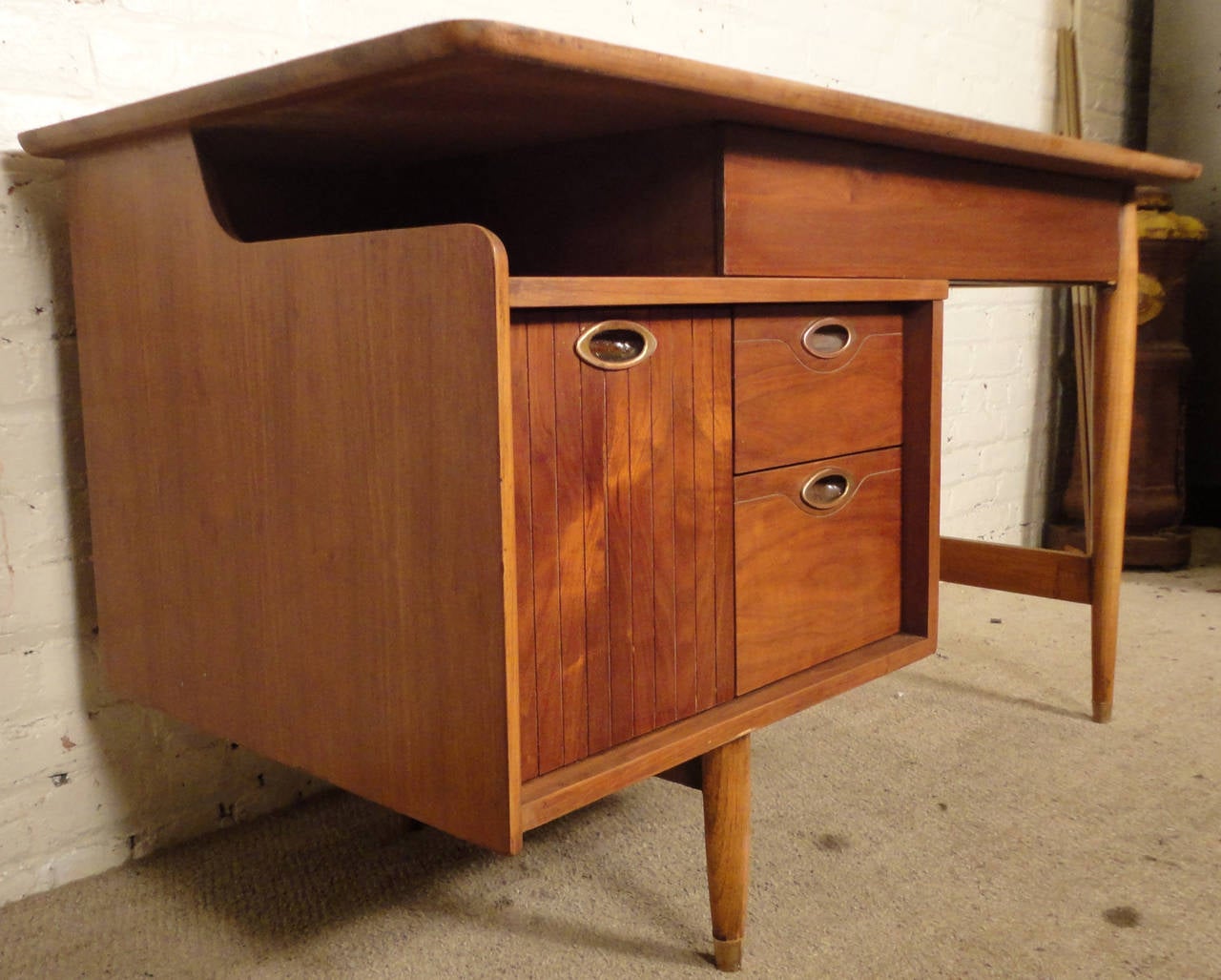 hooker mid century desk