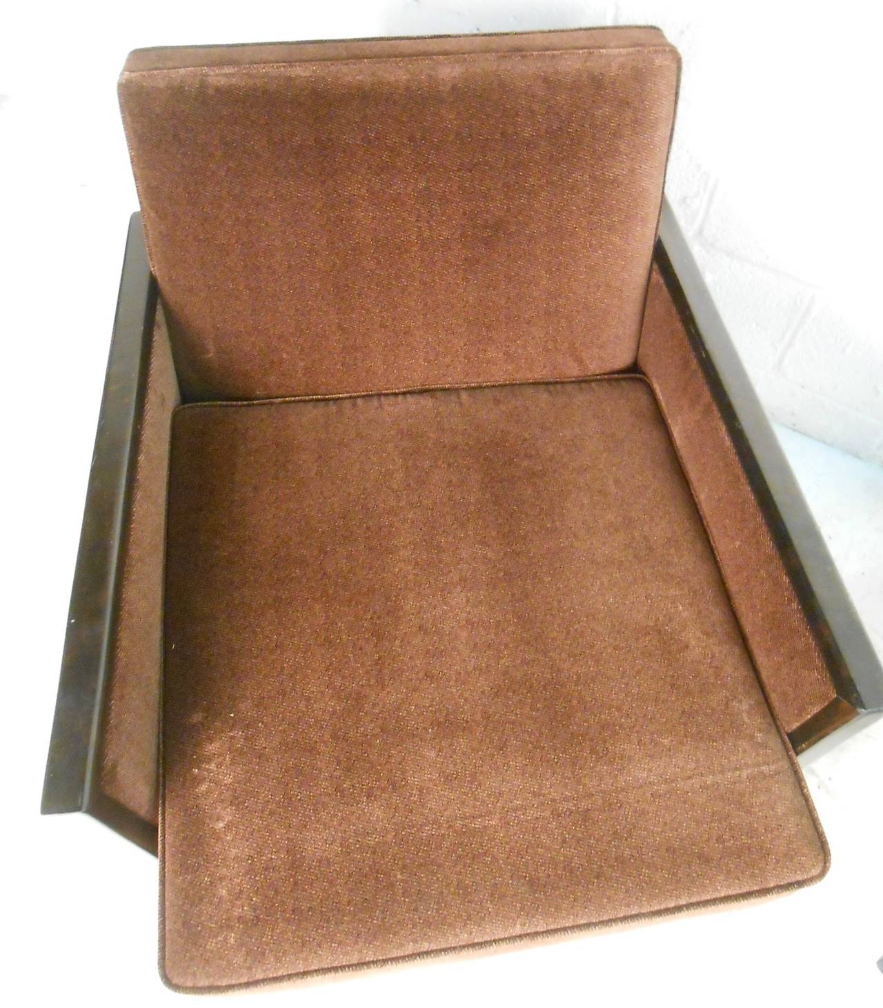 Pair of Mid-Century Modern Upholstered Lounge Chairs 2