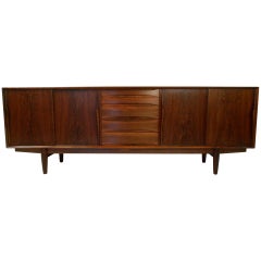 Rosewood sideboard by Arne Vodder