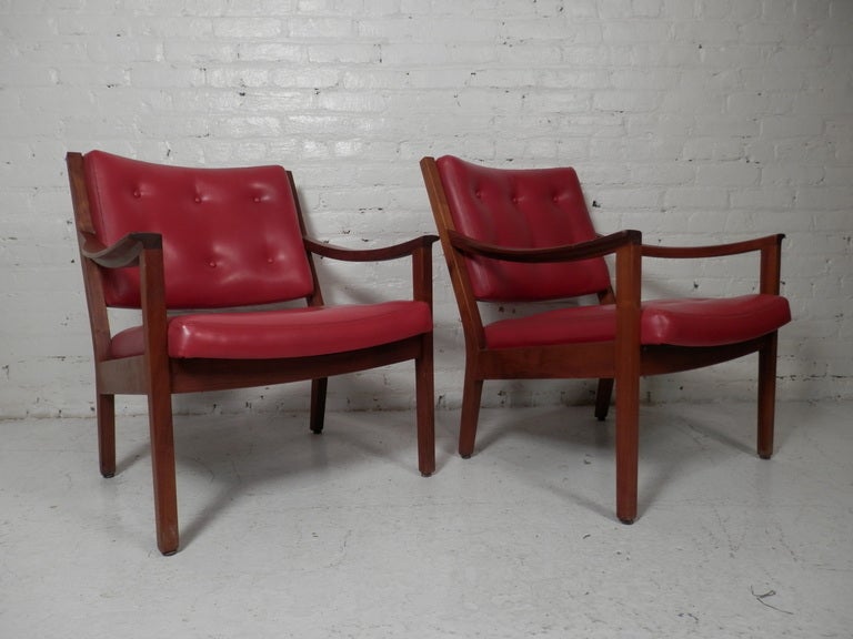Pair Of Tufted Arm Chairs By W.H. Gunlocke 5