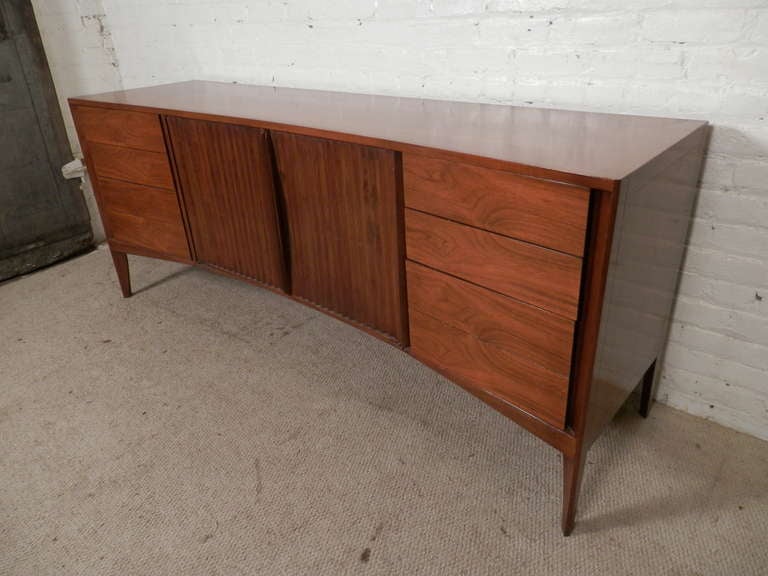 American Mid-Century Modern Nine Drawer Bedroom Dresser