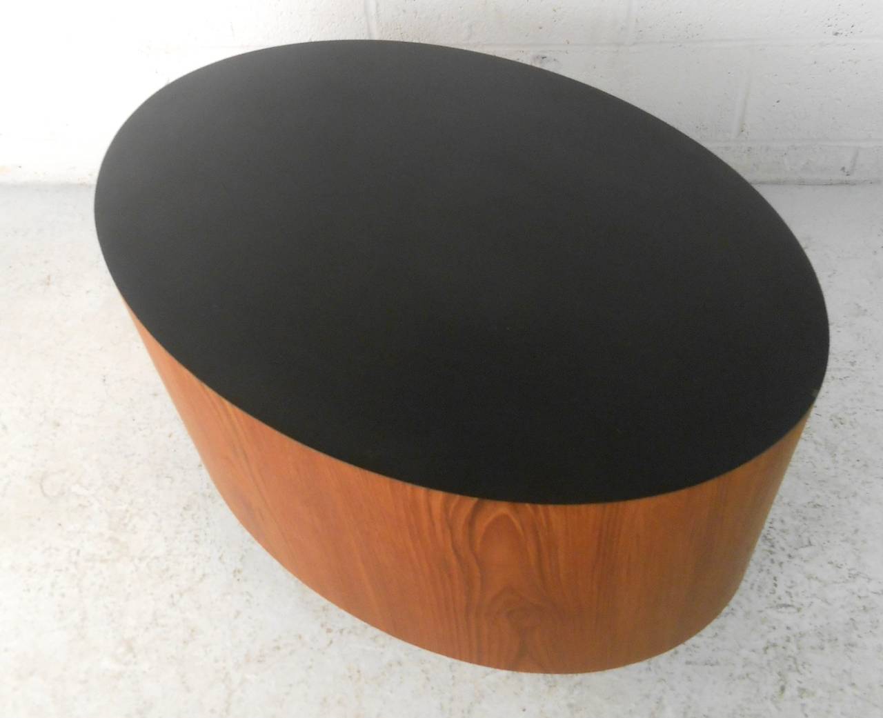 Unknown Unique Mid-Century Modern Adrian Pearsall Style Side Table
