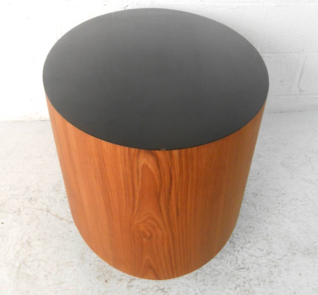 Formica Unique Mid-Century Modern Adrian Pearsall Style Side Table