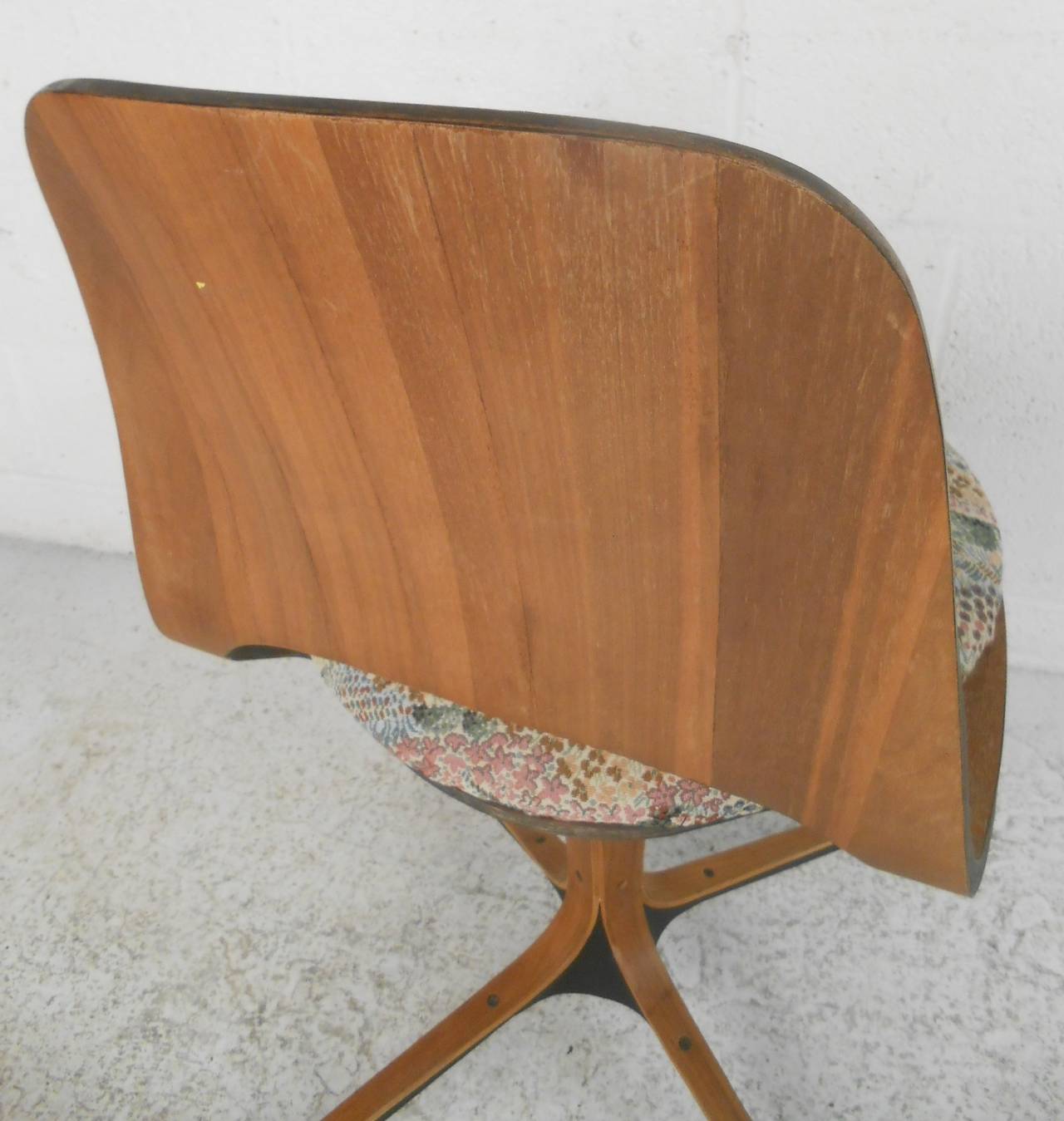 Wood George Mulhauser Plycraft Swivel Chair