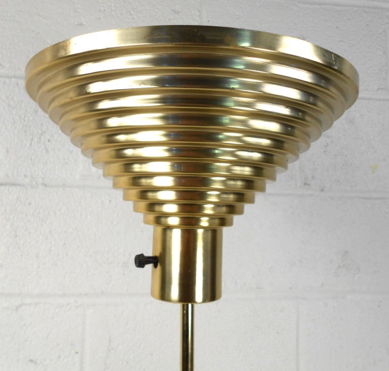 Vintage Brass Floor Lamp In Good Condition In Brooklyn, NY