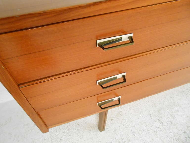 Mid-Century Modern Italian Credenza/Server 1