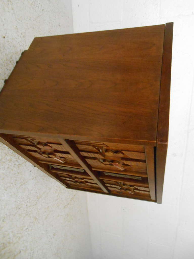 Mid-Century Modern Stylish Sculpted Front Nightstand For Sale
