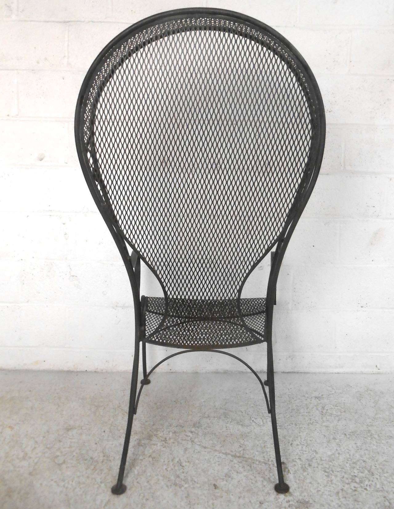 Unique Russell Woodard Style Patio Chair For Sale at 1stdibs