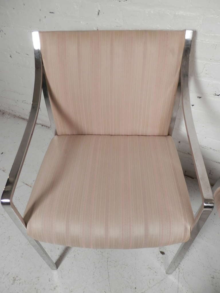 Mid-Century Modern Pair Of Arm Chairs By Stow Davis