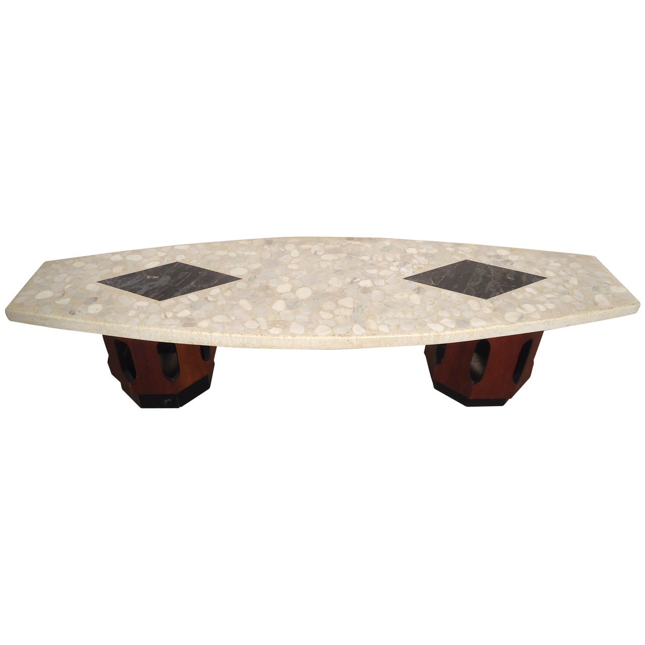 Table basse sculpturale en noyer et terrazzo par Harvey Probber