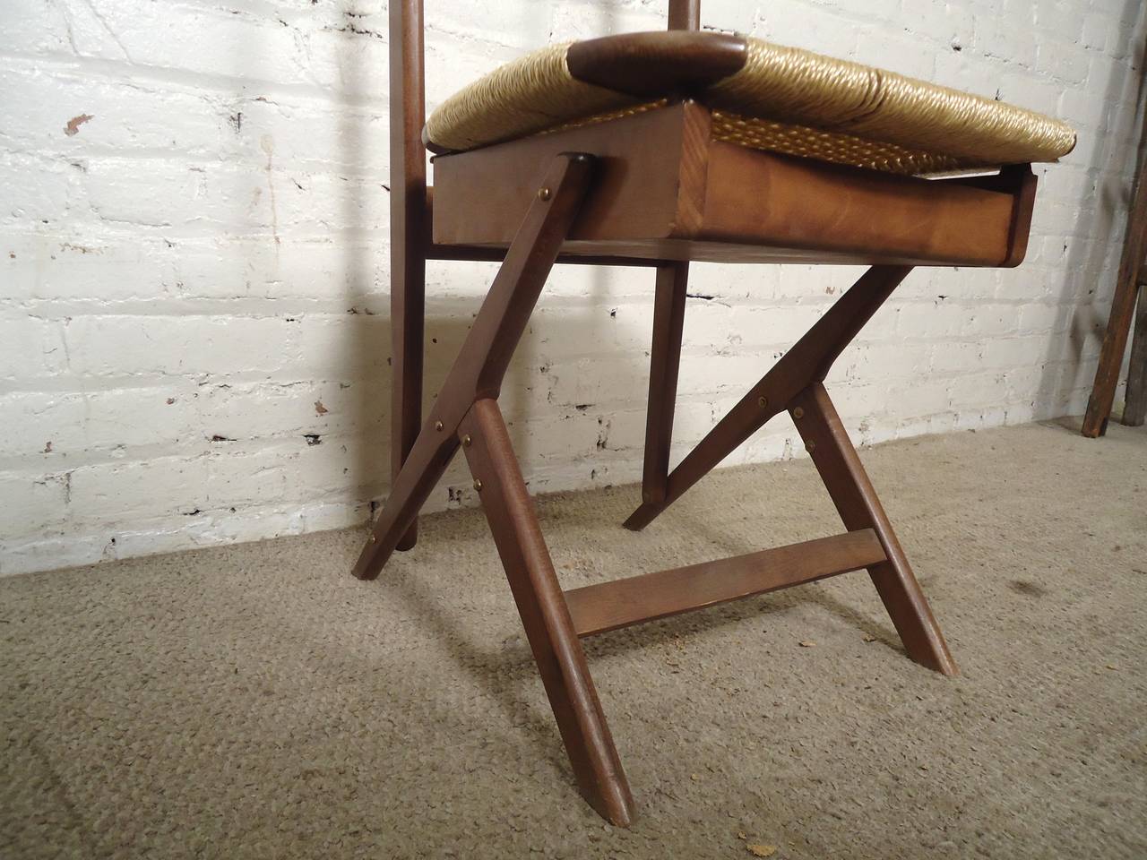 Ico & Luisa Parisi Designed Valet Chair In Good Condition In Brooklyn, NY
