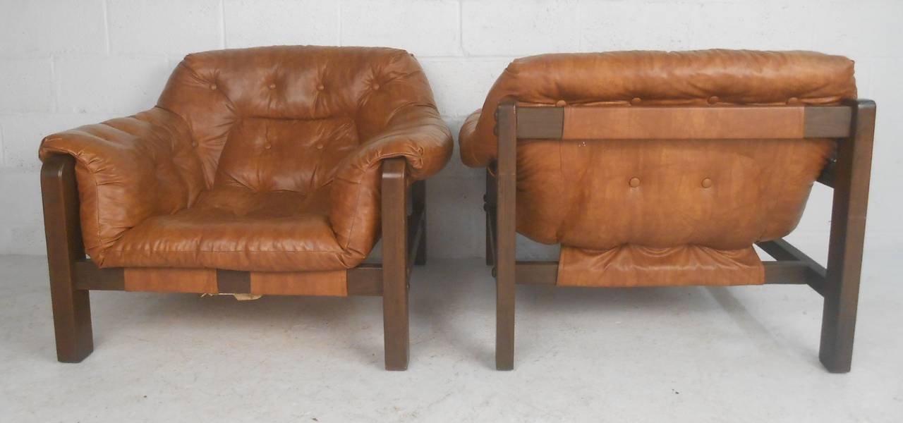 Mid-Century Modern Lounge Chairs with Ottoman