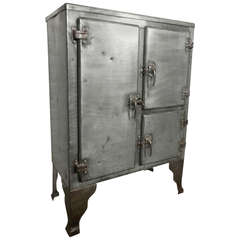 Attractive Metal Ice Chest In Bare Metal Finish