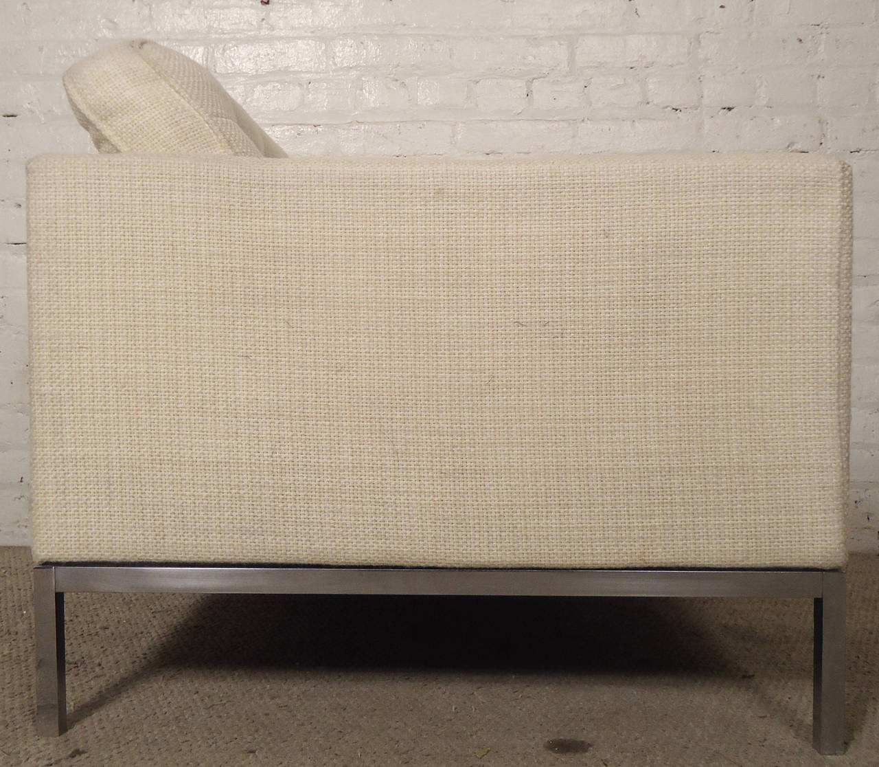 Coppia di poltrone di metà secolo di Knoll Associates In condizioni buone in vendita a Brooklyn, NY