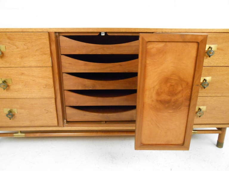 Mid-Century Modern Bedroom Dresser in Burl and Brass  1