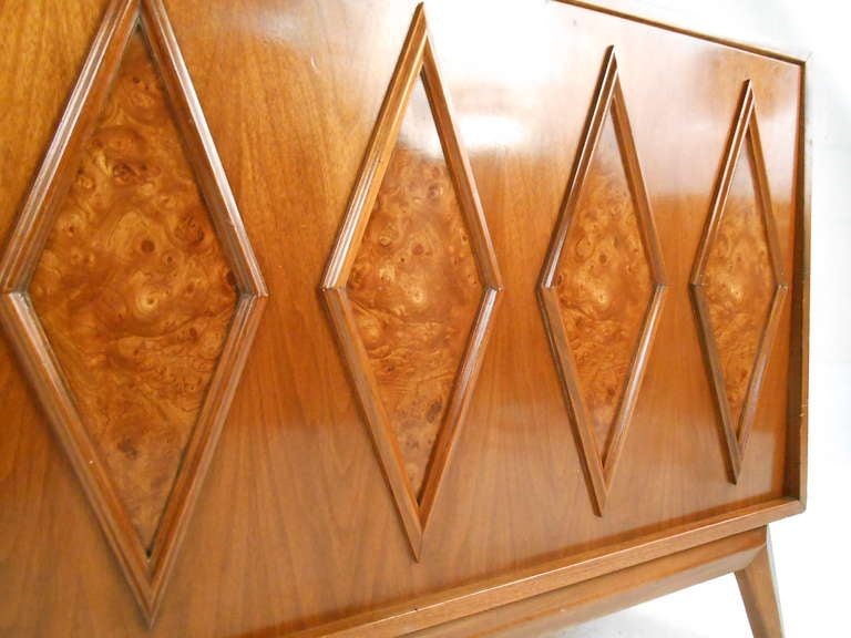 Mid-20th Century Mid-Century Modern Walnut Bedroom Dresser