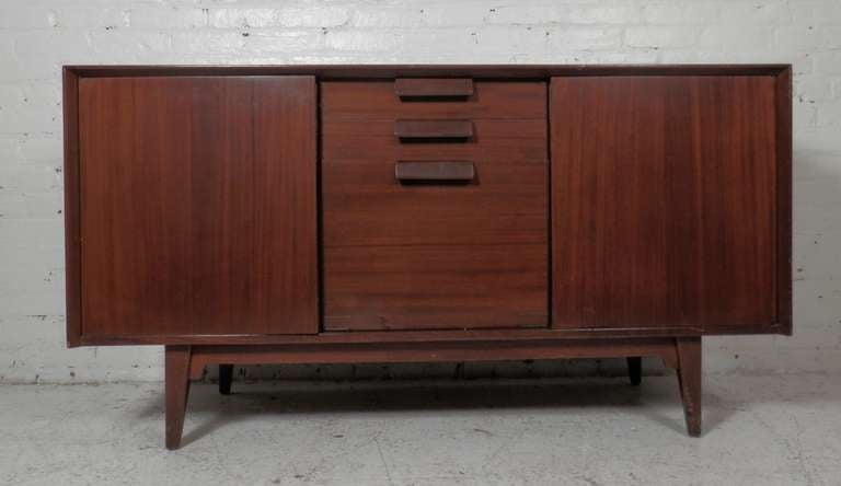 Server aus der Mitte des Jahrhunderts von Jens Risom