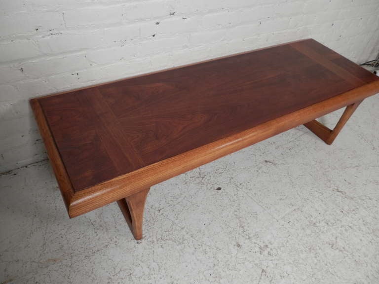 Mid-Century Modern Coffee Table By Lane