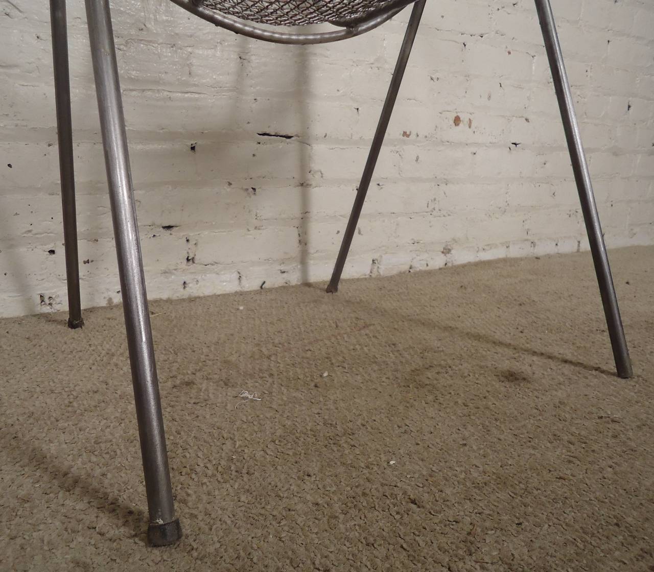 Mid-Century Modern Wire Arm Chair 1