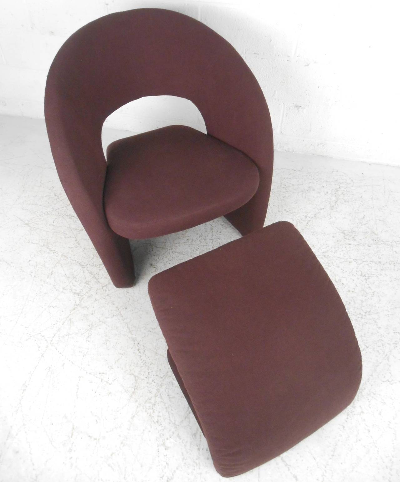 Mid-Century Modern Sculptural Lounge Chair with Ottoman 2
