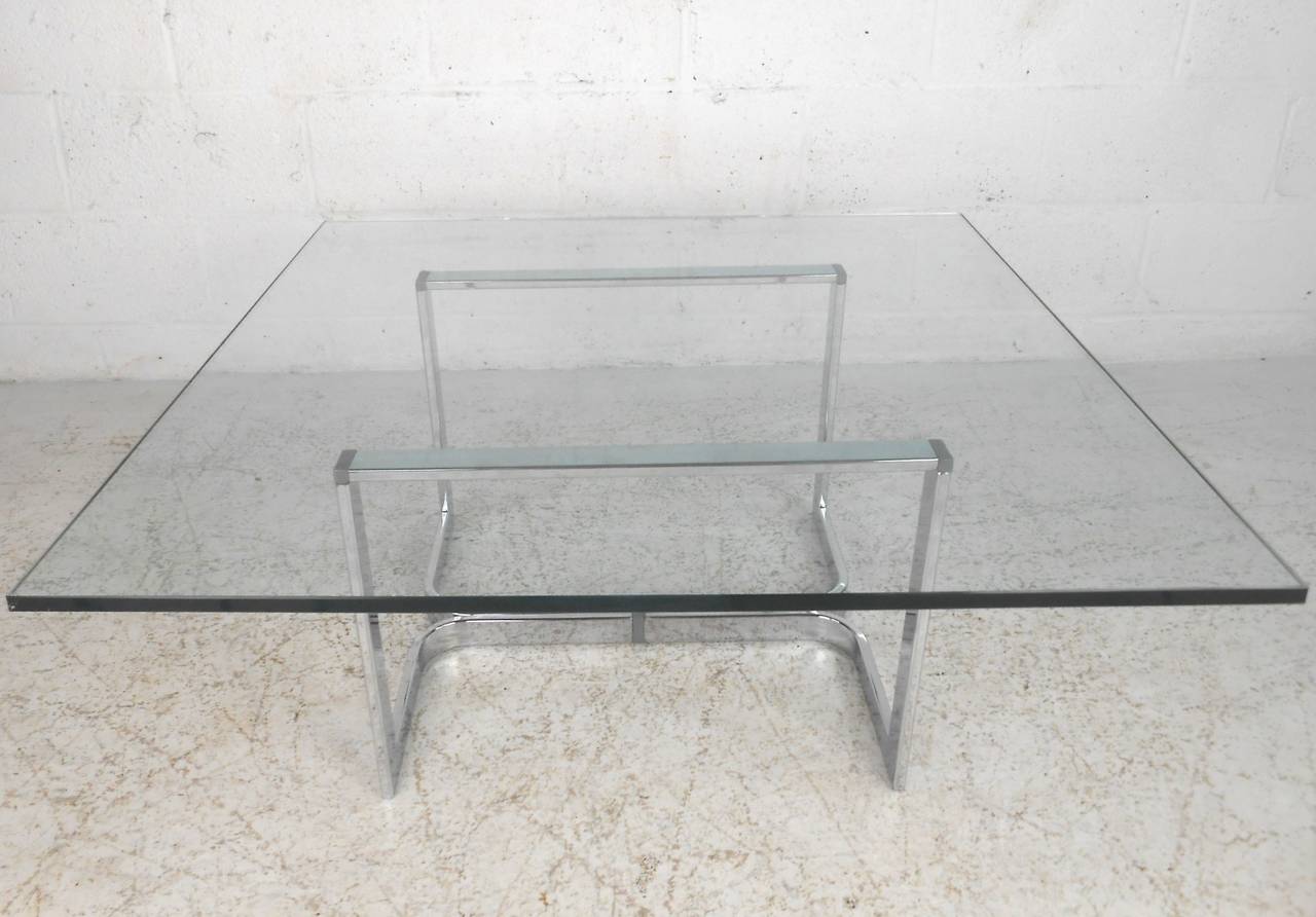 Vintage Modern Chrome and Glass Coffee Table In Good Condition In Brooklyn, NY