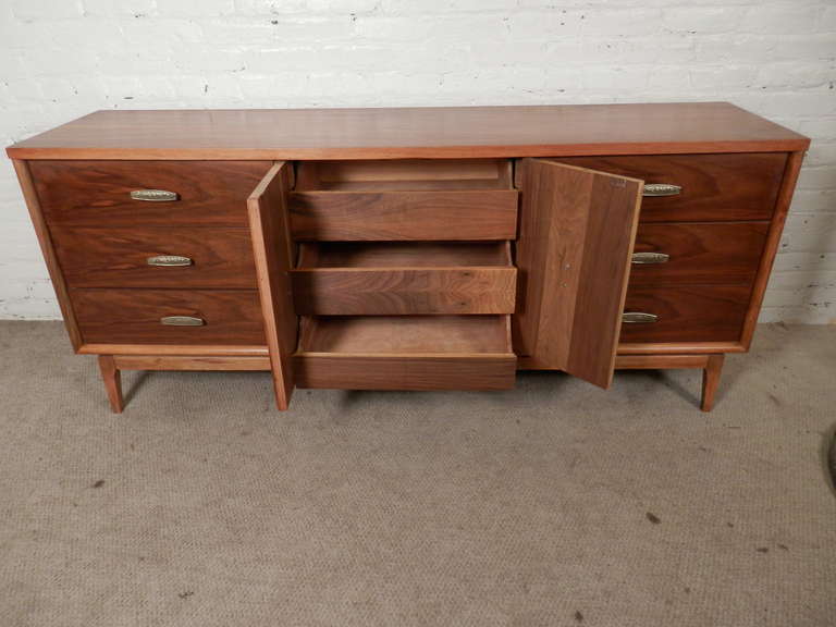 Mid-20th Century Gorgeous Two Tone Mid-Century Modern Dresser