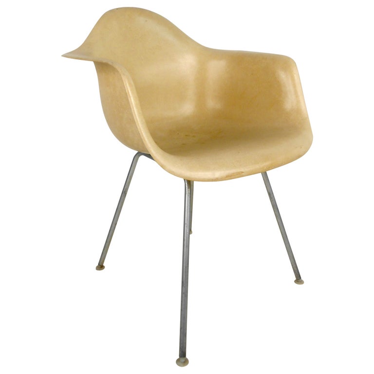 Fiberglass shell chair new arrivals