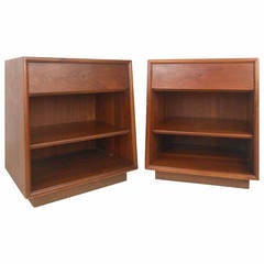 Pair of Mid-Century Modern Nightstands by Drexel