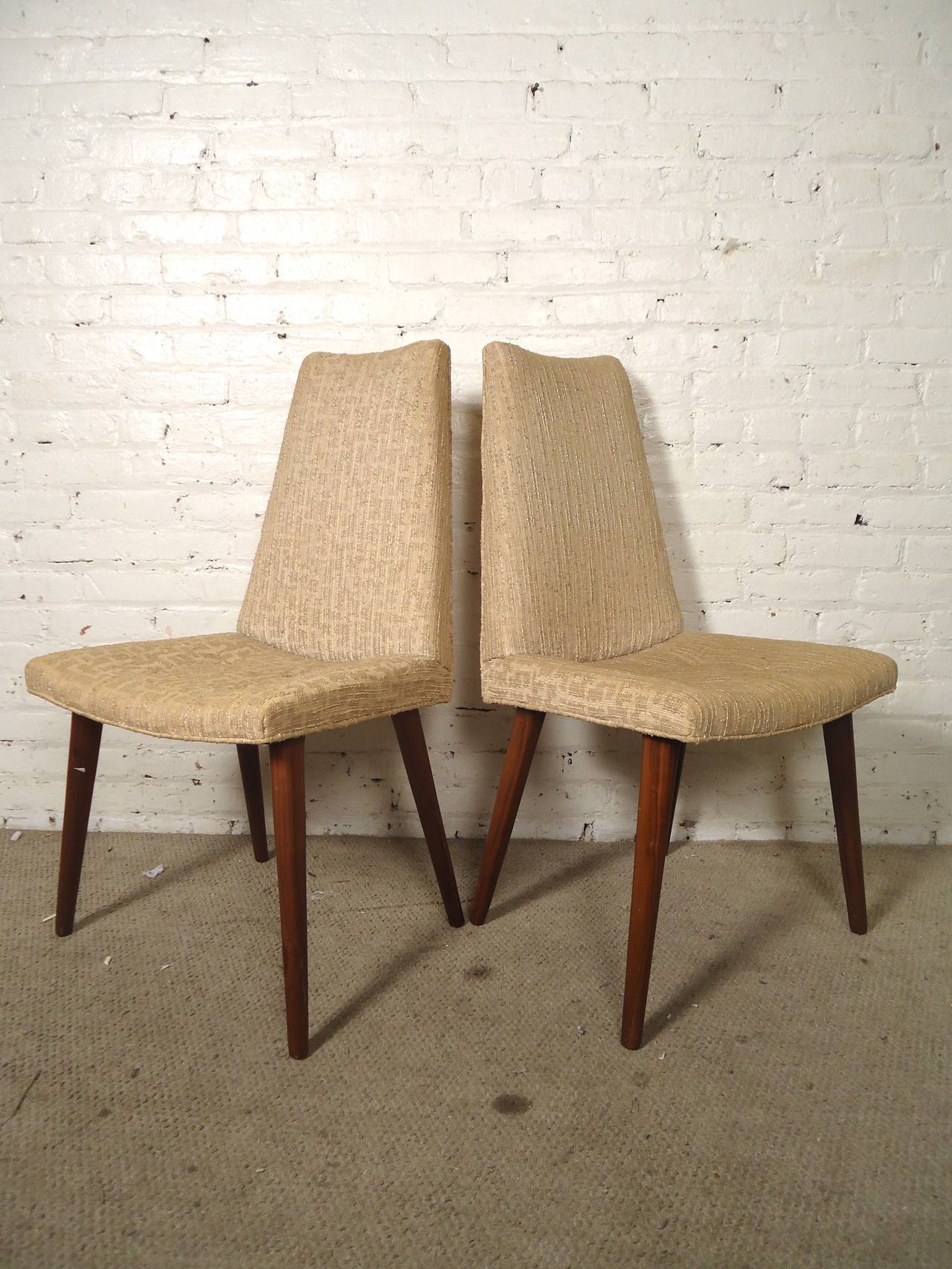 Mid-20th Century Six Mid-Century Modern Chairs