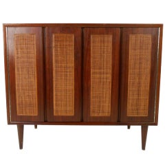 Walnut
Cane Cabinet Walnut
Cane Cabinet