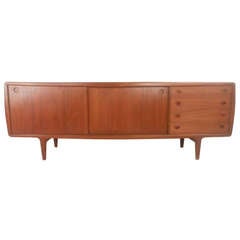 Stylish Scandinavian Modern Teak Sideboard 2