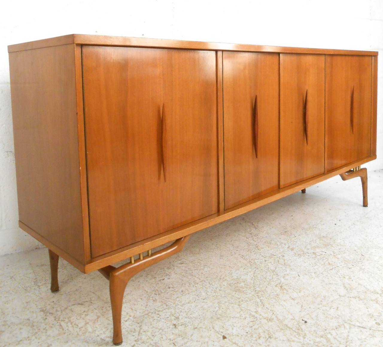 tv credenza mid century