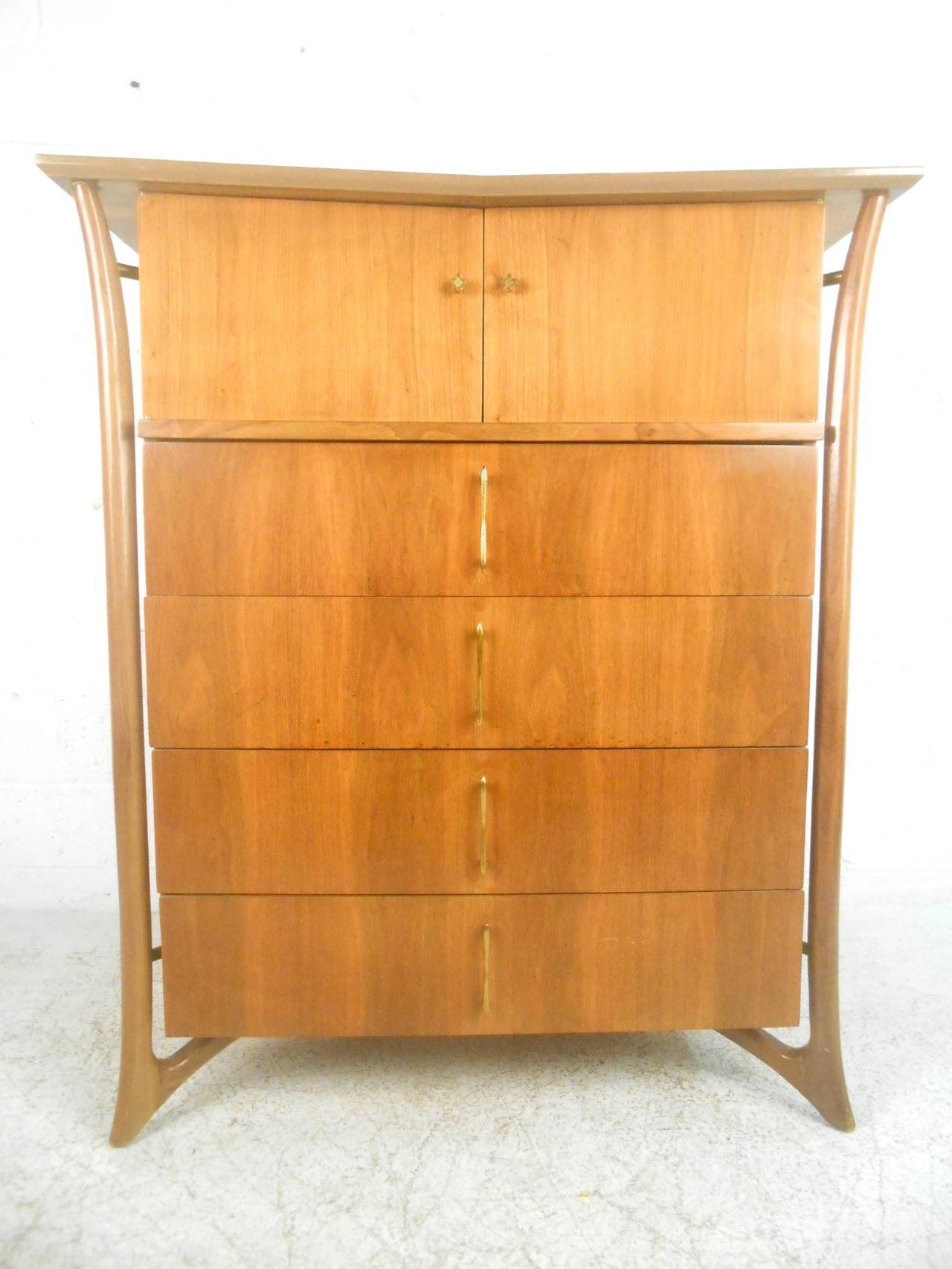 Unique Mid-Century Modern Pearsall Style Highboy Dresser In Good Condition In Brooklyn, NY