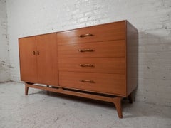 Mid-Century Modern Server by R-Way